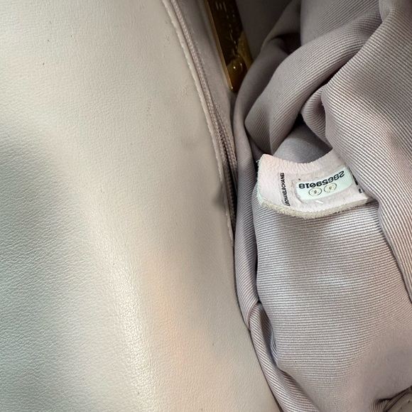 Chanel 19 Shearling Sheepskin light pink - Picture 11 of 11